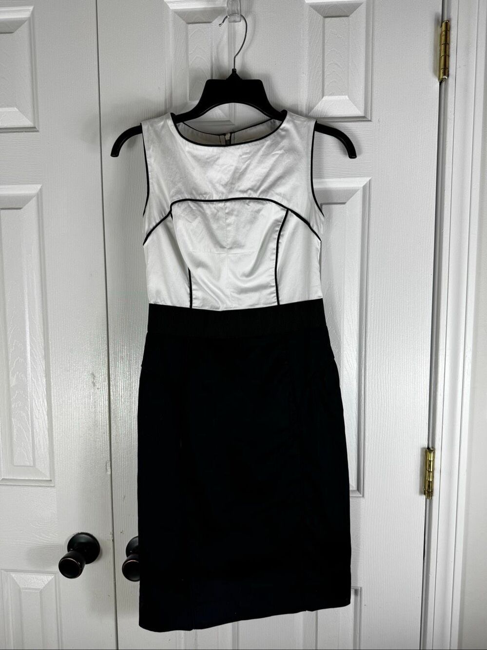 Milly Black White Sleeveless Sheath Dress Size 4